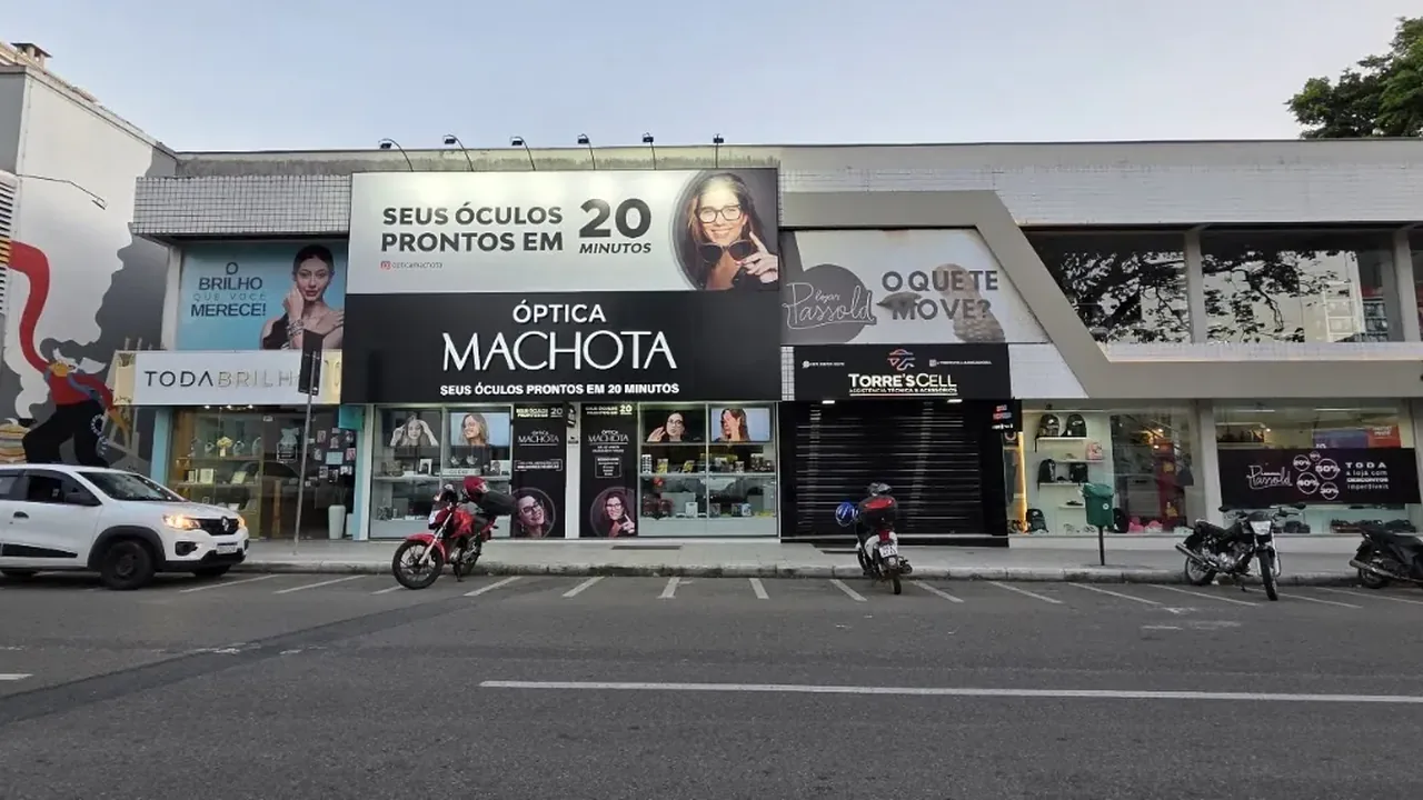 ÓPTICA MACHOTA