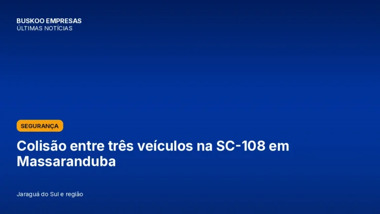 Colisão entre três veículos na SC-108 em Massaranduba