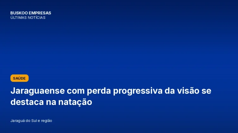 Jaraguaense com perda progressiva da visão se destaca na natação