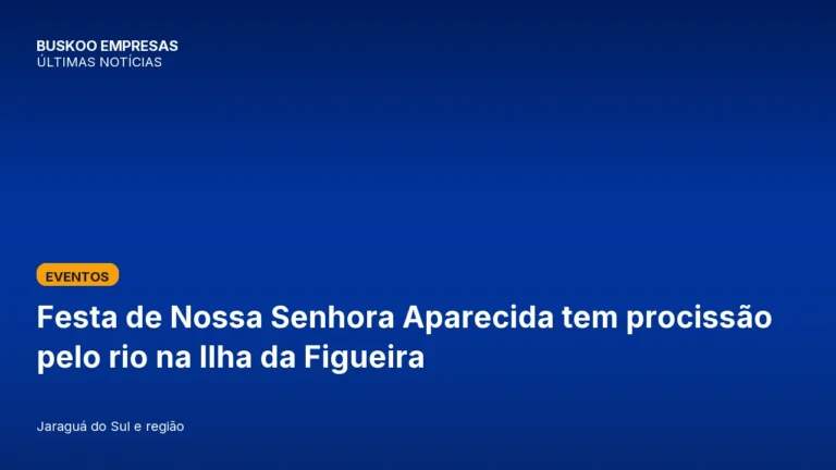 Festa de Nossa Senhora Aparecida tem procissão pelo rio na Ilha da Figueira